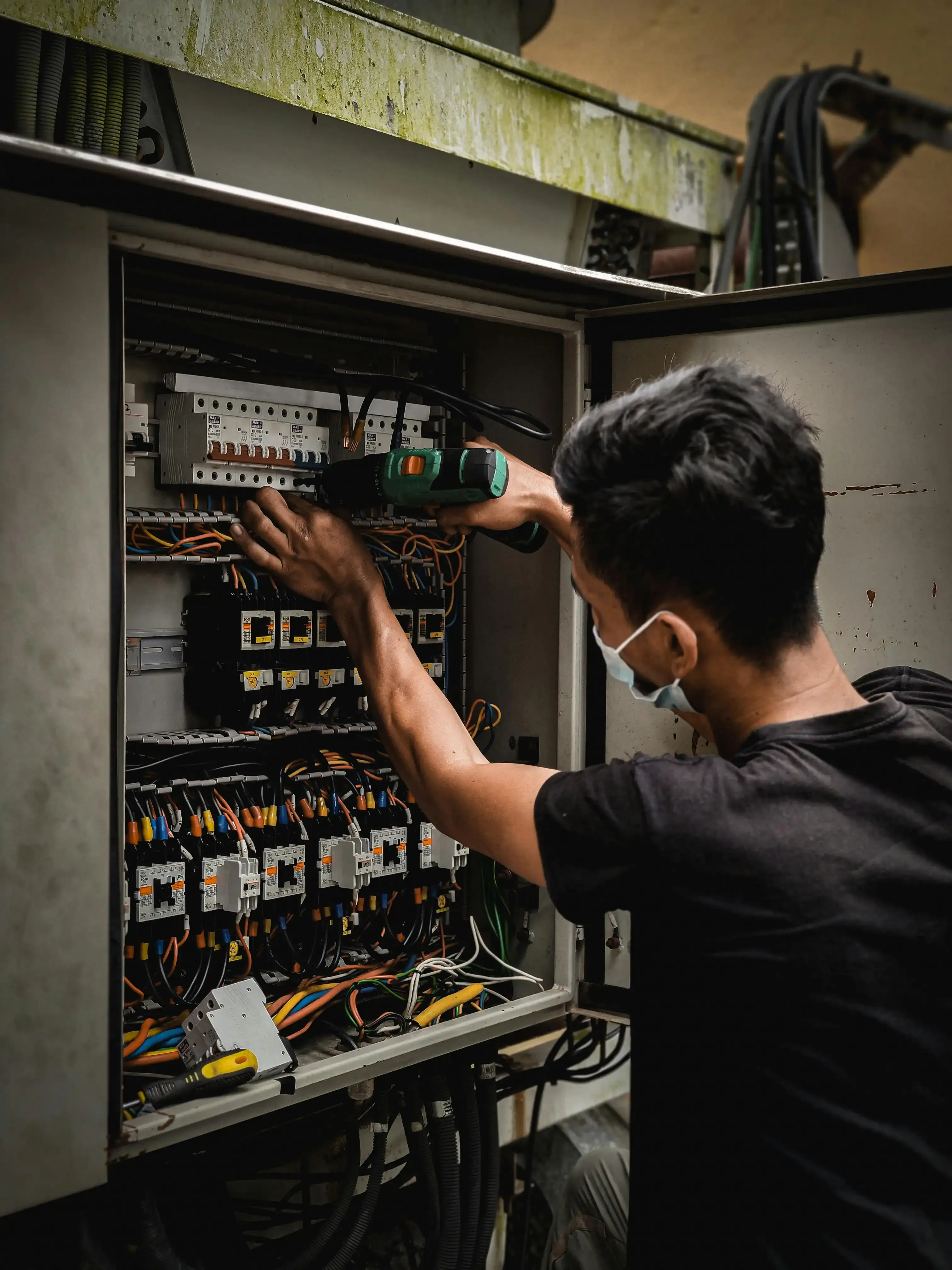 Hero electrician